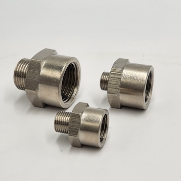 Redukcja 3/4″W-3/4″Z, mosiądz niklowany Redukcja 3/4″W-3/4″Z, mosiądz niklowany