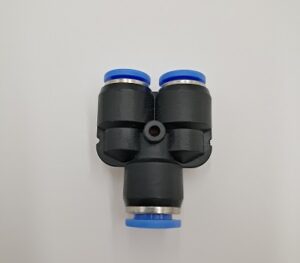 Trójnik wtykowy Y redukcyjny do węża 2×8 i 10