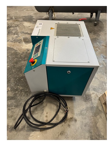 Wynajem sprężarki RS-B 5,5, napęd pasowy, wydajność przy 10bar: 0,74m3/min, wymiary: 716x536x540mm, waga: 159kg, cena za 1 dzień Wynajem sprężarki RS-B 5,5, napęd pasowy, wydajność przy 10bar: 0,74m3/min, wymiary: 716x536x540mm, waga: 159kg, cena za 1 dzień